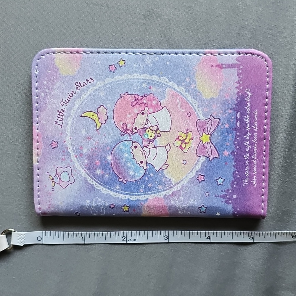 Little Twin Star Passport Holder - Picture 4 of 6